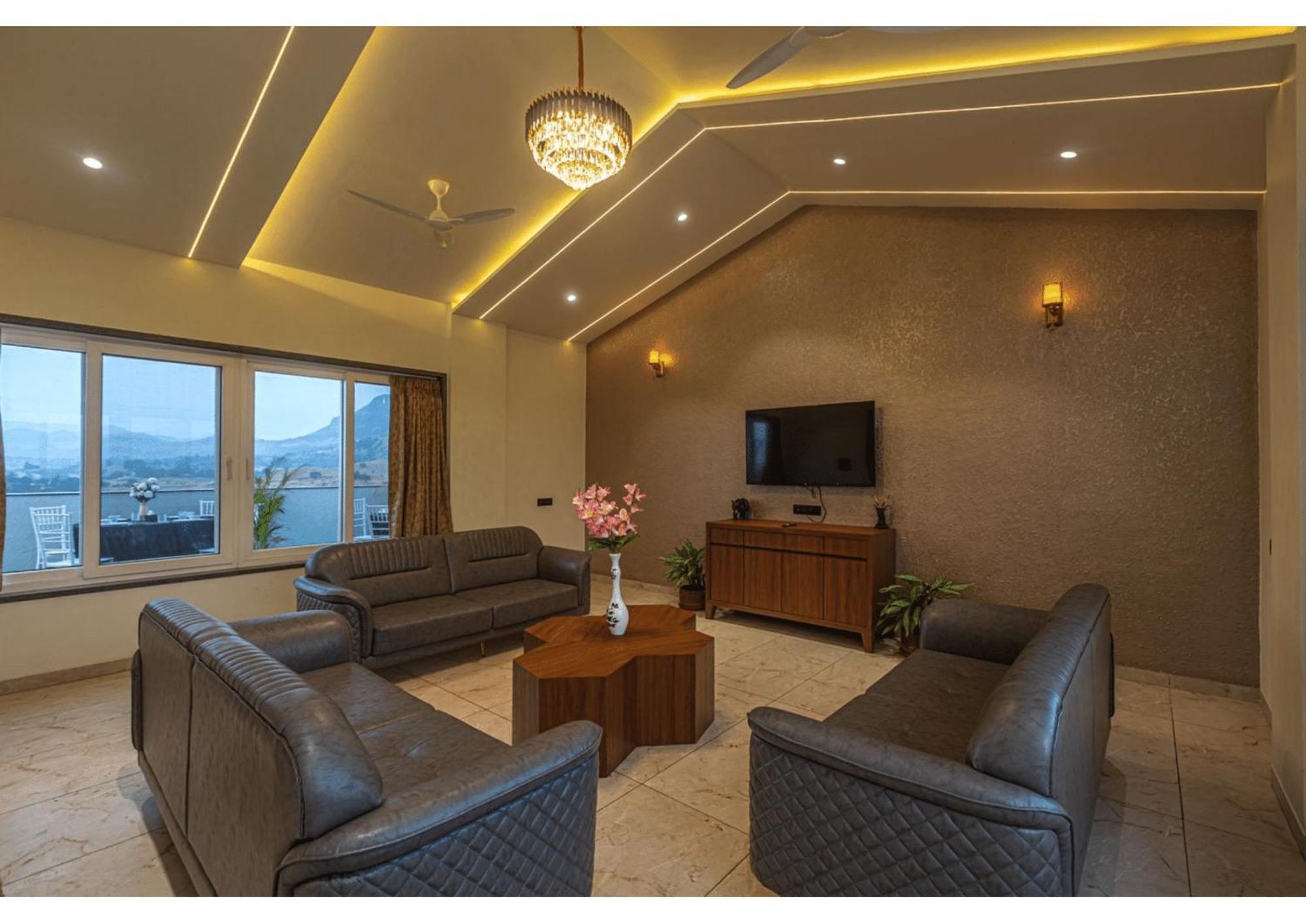 Mountain Glory 8Bhk By Tensorstays, Pool & Theater 이가트푸리 외부 사진