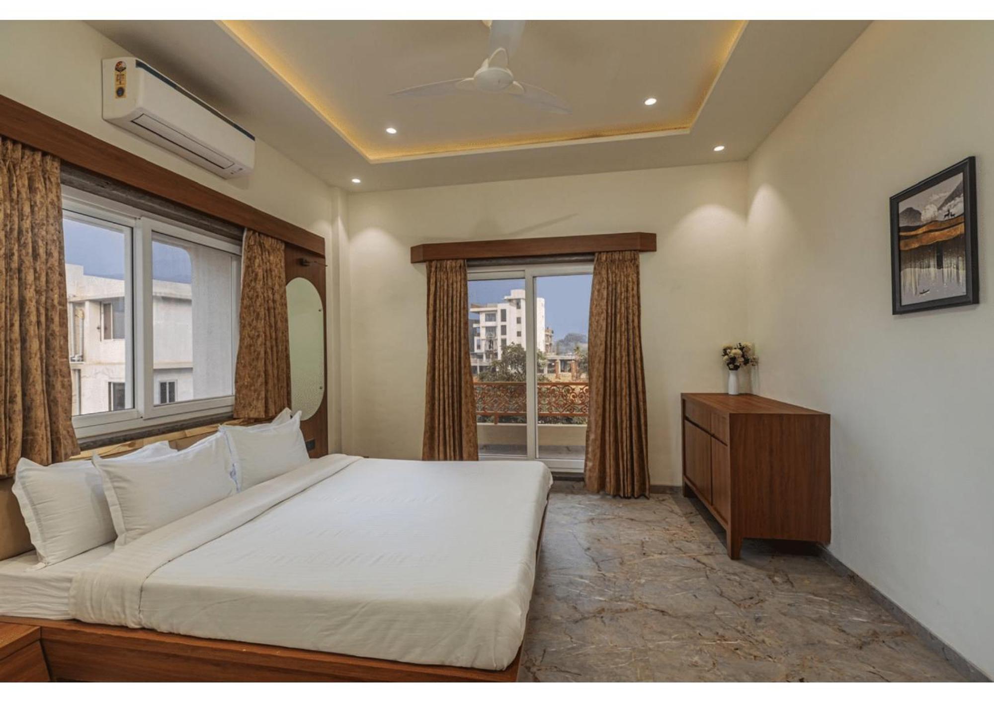 Mountain Glory 8Bhk By Tensorstays, Pool & Theater 이가트푸리 외부 사진