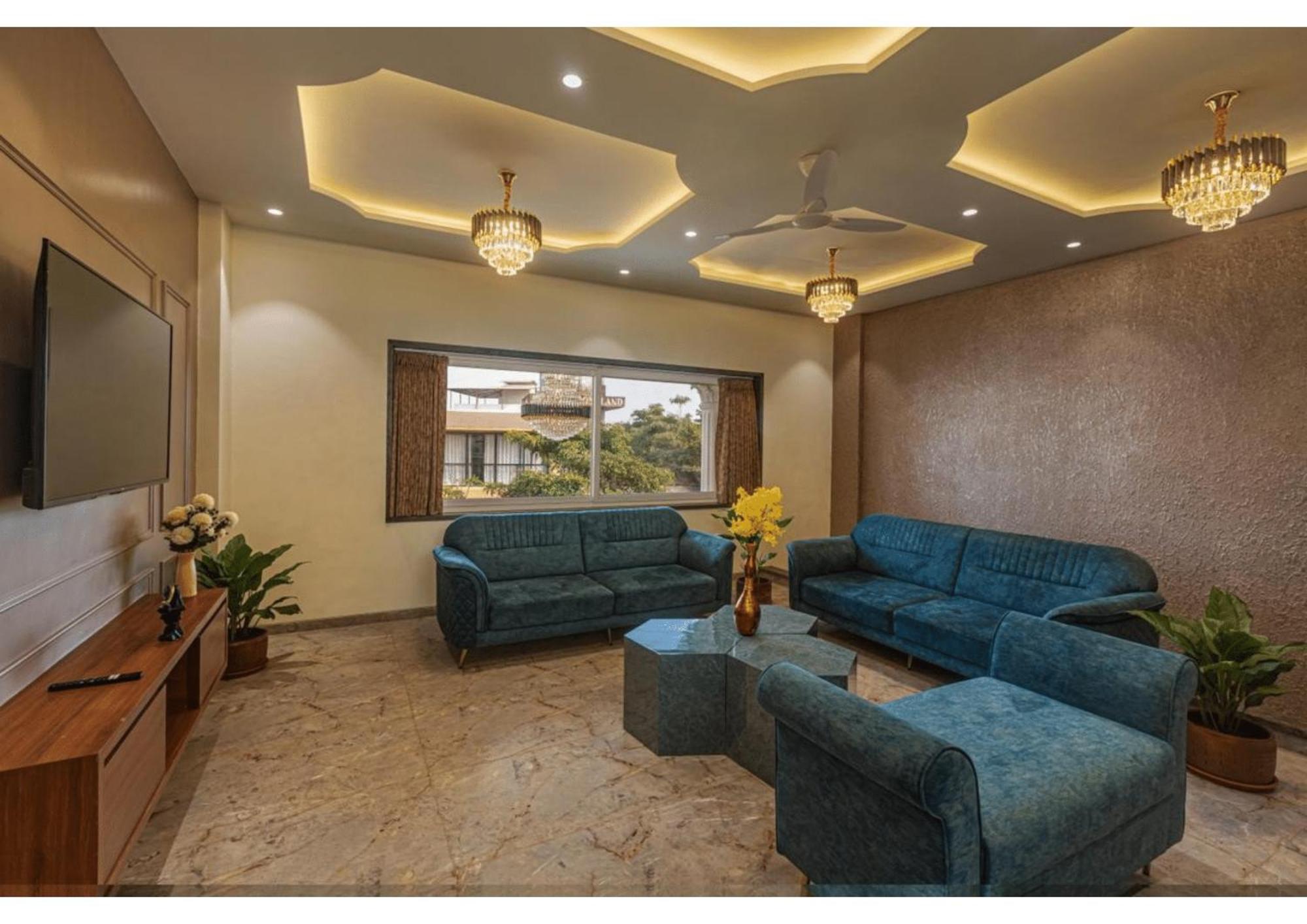 Mountain Glory 8Bhk By Tensorstays, Pool & Theater 이가트푸리 외부 사진
